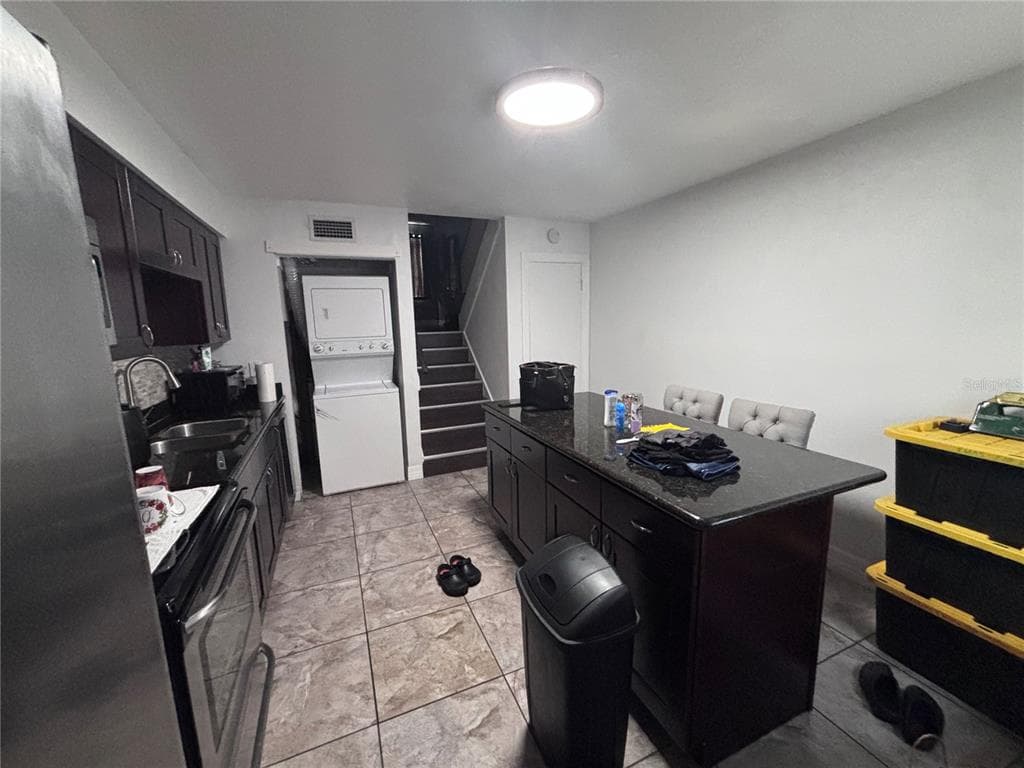 4515 LA CAPRI COURT, TAMPA, FL 33611 — zdjęcie 3