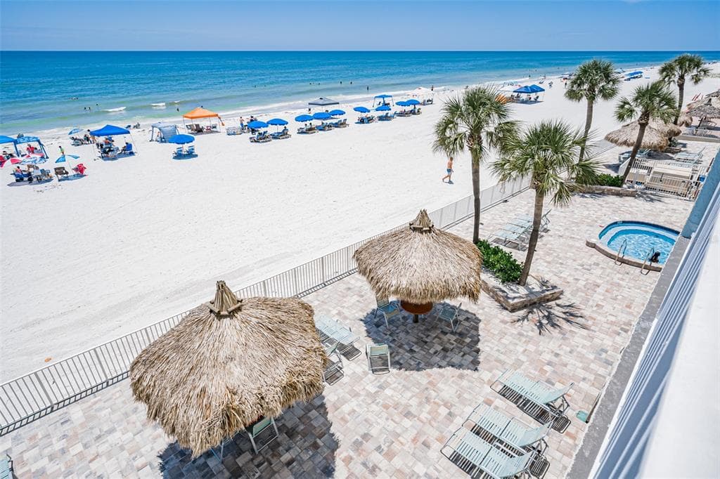 17200 GULF BOULEVARD # 202, NORTH REDINGTON BEACH, FL 33708 — zdjęcie 5
