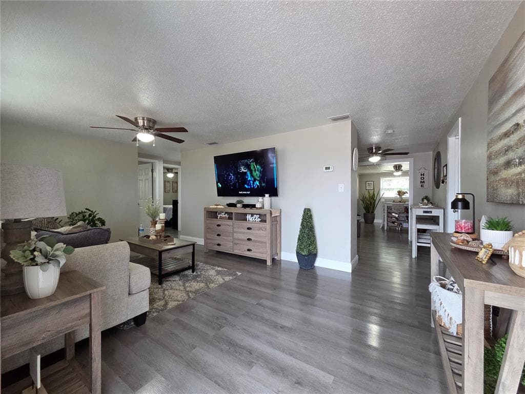 4834 GASLIGHT AVENUE, HOLIDAY, FL 34690 — zdjęcie 2