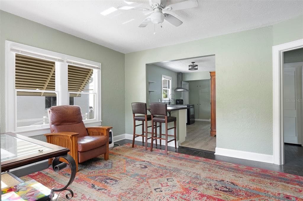 2521 4TH STREET S, ST PETERSBURG, FL 33705 — zdjęcie 4