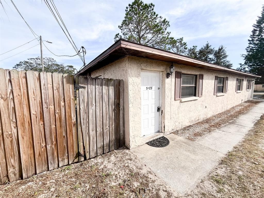 5723 SILVER SPUR DRIVE, HOLIDAY, FL 34690 — zdjęcie 4