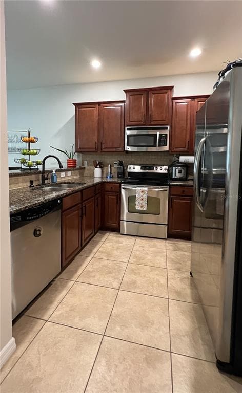 772 SPRING FLOWERS TRAIL, BRANDON, FL 33511 — zdjęcie 3
