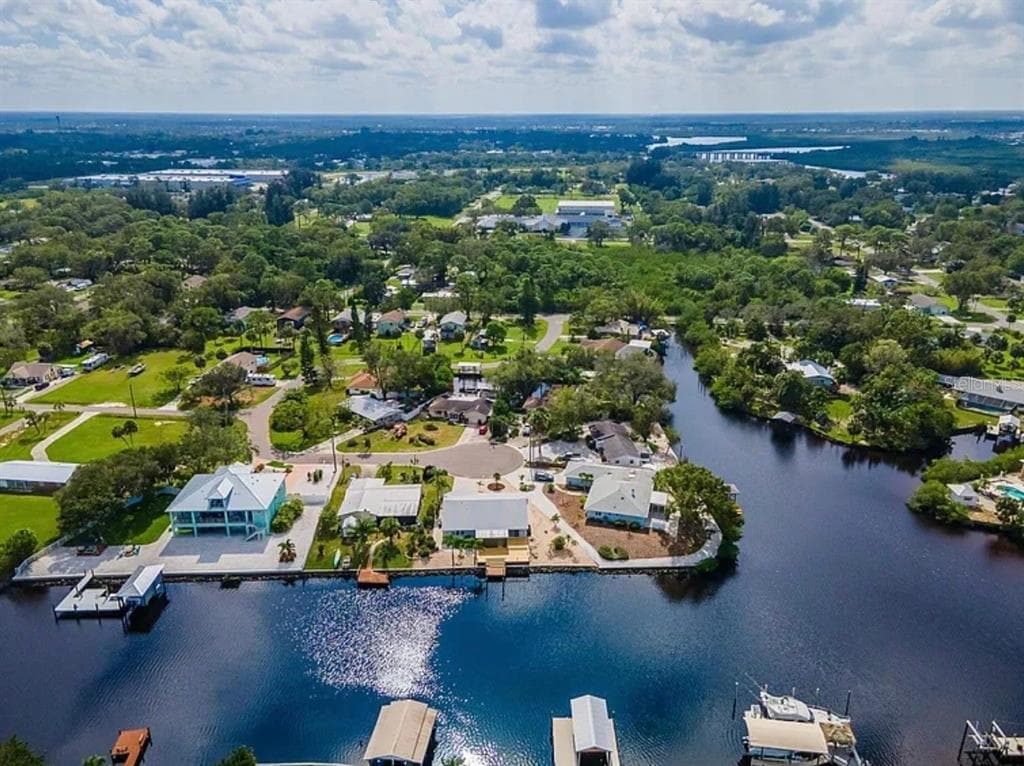 805 LEISEY CIRCLE, RUSKIN, FL 33570 — zdjęcie 3