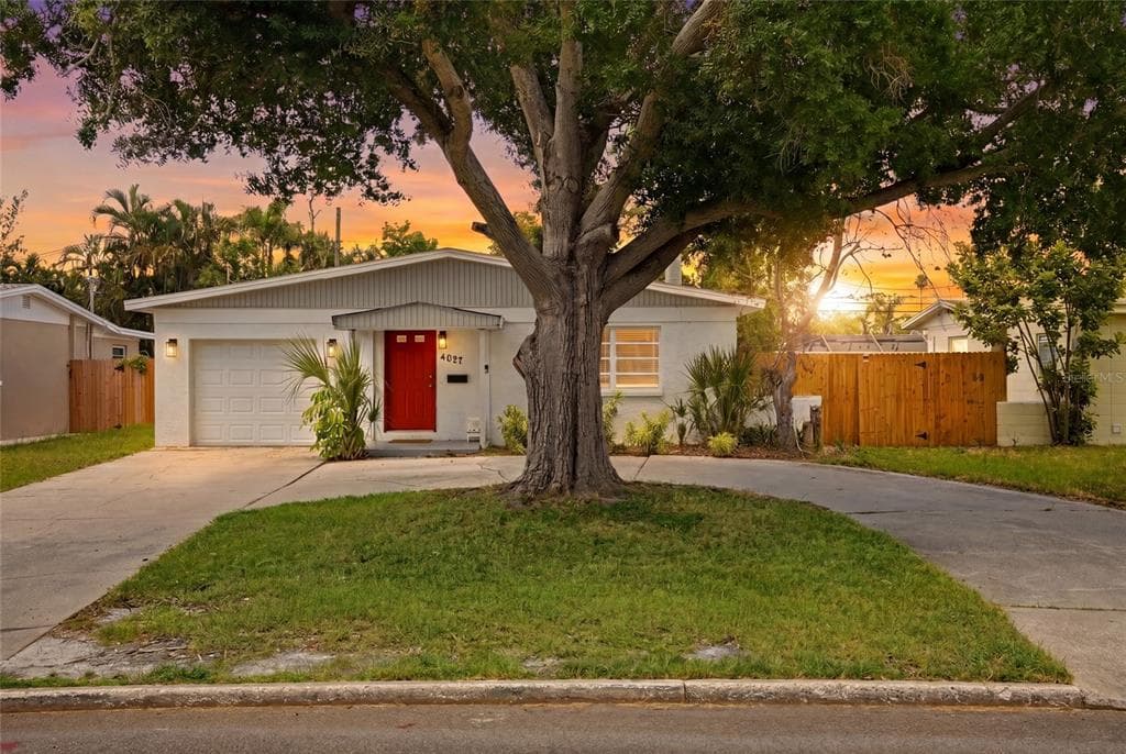 4027 HUNTINGTON STREET NE, ST PETERSBURG, FL 33703