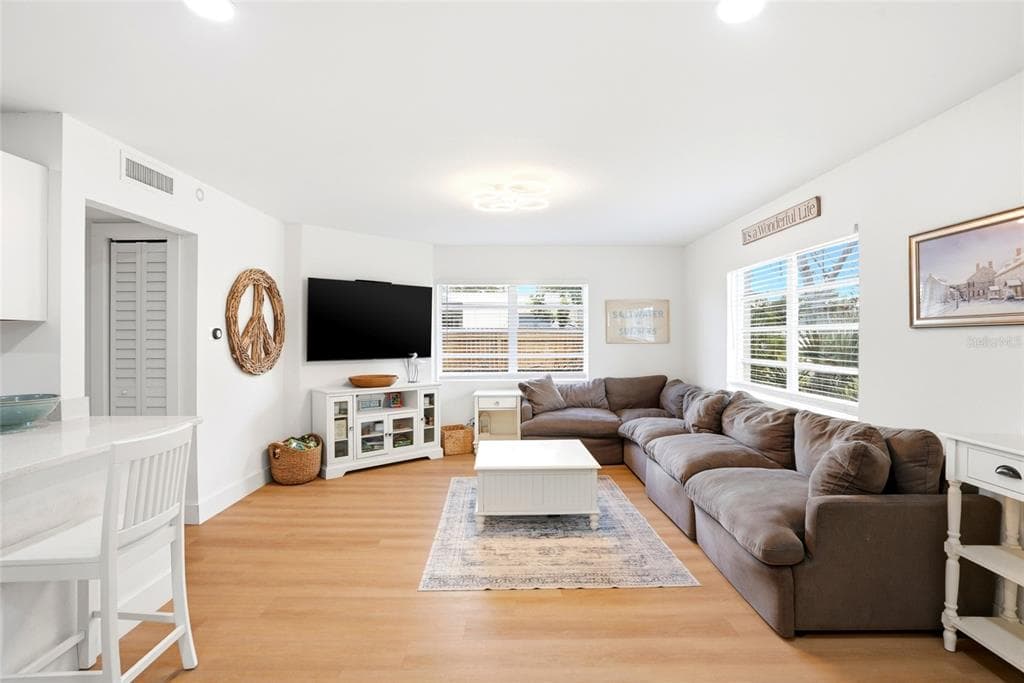 4027 HUNTINGTON STREET NE, ST PETERSBURG, FL 33703 — zdjęcie 5