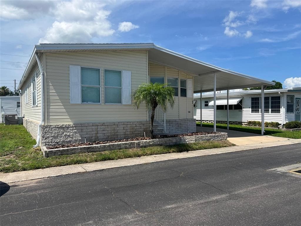 12 THATCH PALM STREET W, LARGO, FL 33770 — zdjęcie 3