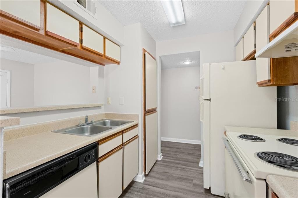 8641 FANCY FINCH DRIVE # 102, TAMPA, FL 33614 — zdjęcie 5