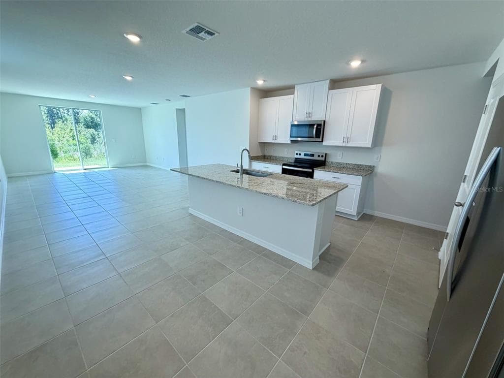 1483 BREKEY WAY, ZEPHYRHILLS, FL 33541 — zdjęcie 3