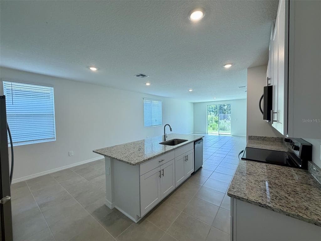 1483 BREKEY WAY, ZEPHYRHILLS, FL 33541 — zdjęcie 4