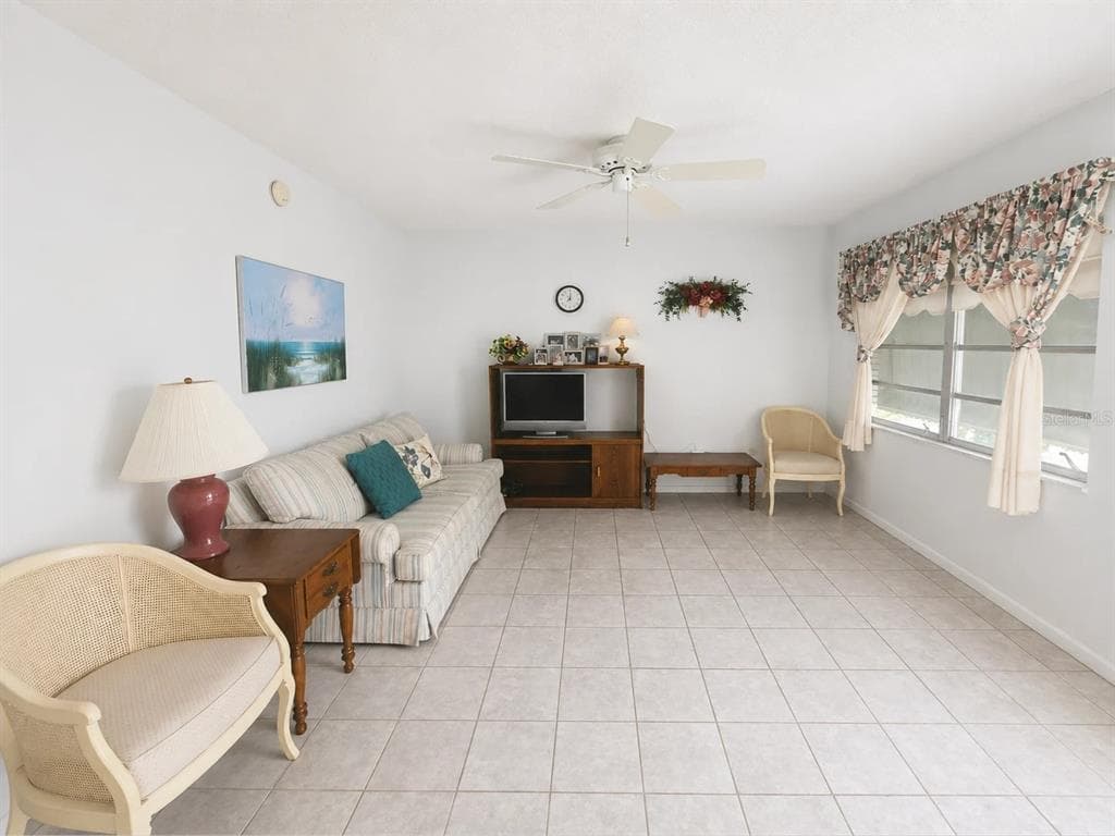 250 ROSERY ROAD NW # 328, LARGO, FL 33770 — zdjęcie 3