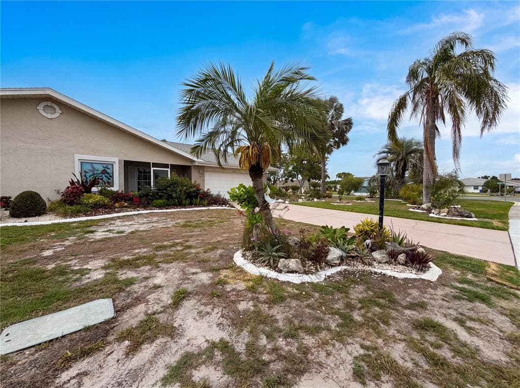 1838 N PEBBLE BEACH BOULEVARD, SUN CITY CENTER, FL 33573 — zdjęcie 2