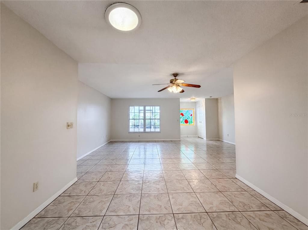 1838 N PEBBLE BEACH BOULEVARD, SUN CITY CENTER, FL 33573 — zdjęcie 4