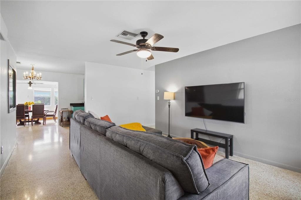 330 CROSBY COURT, SARASOTA, FL 34237 — zdjęcie 5