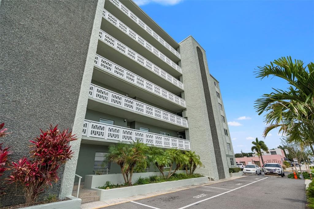 7321 CENTRAL AVENUE # 407, ST PETERSBURG, FL 33710 — zdjęcie 2