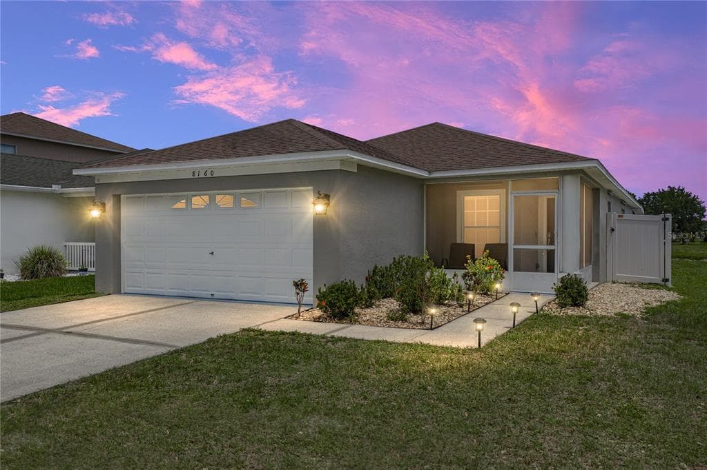 8160 CANTERBURY LAKE BOULEVARD, TAMPA, FL 33619