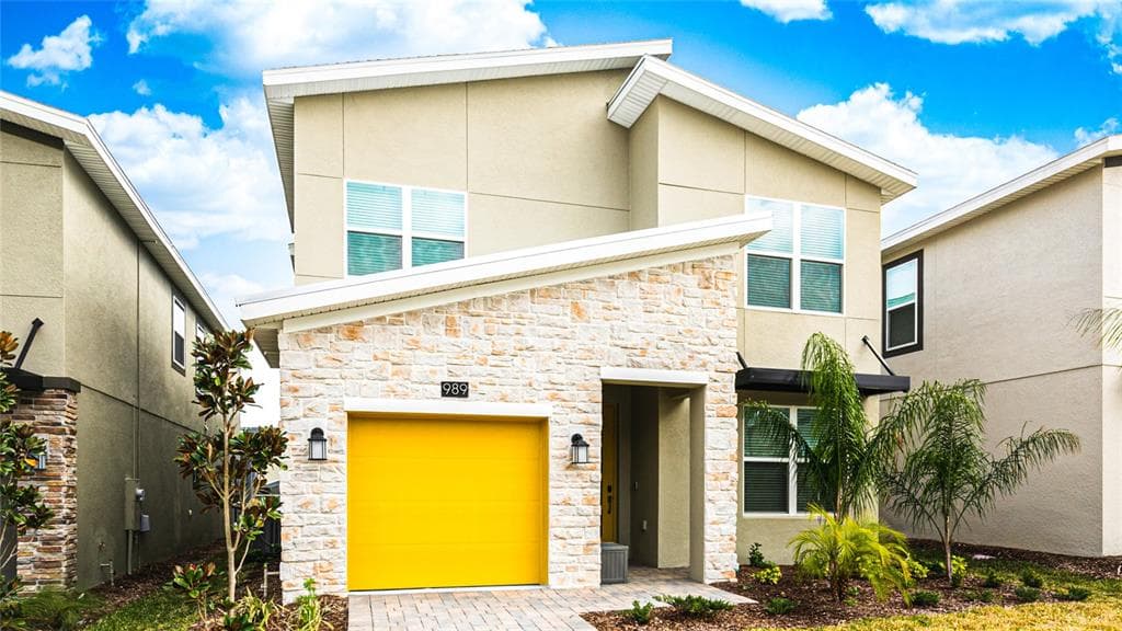 989 LEADER STREET, DAVENPORT, FL 33896
