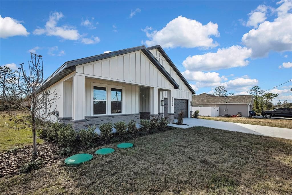 13126 MEADOW SWALLOW AVENUE, BROOKSVILLE, FL 34613 — zdjęcie 2