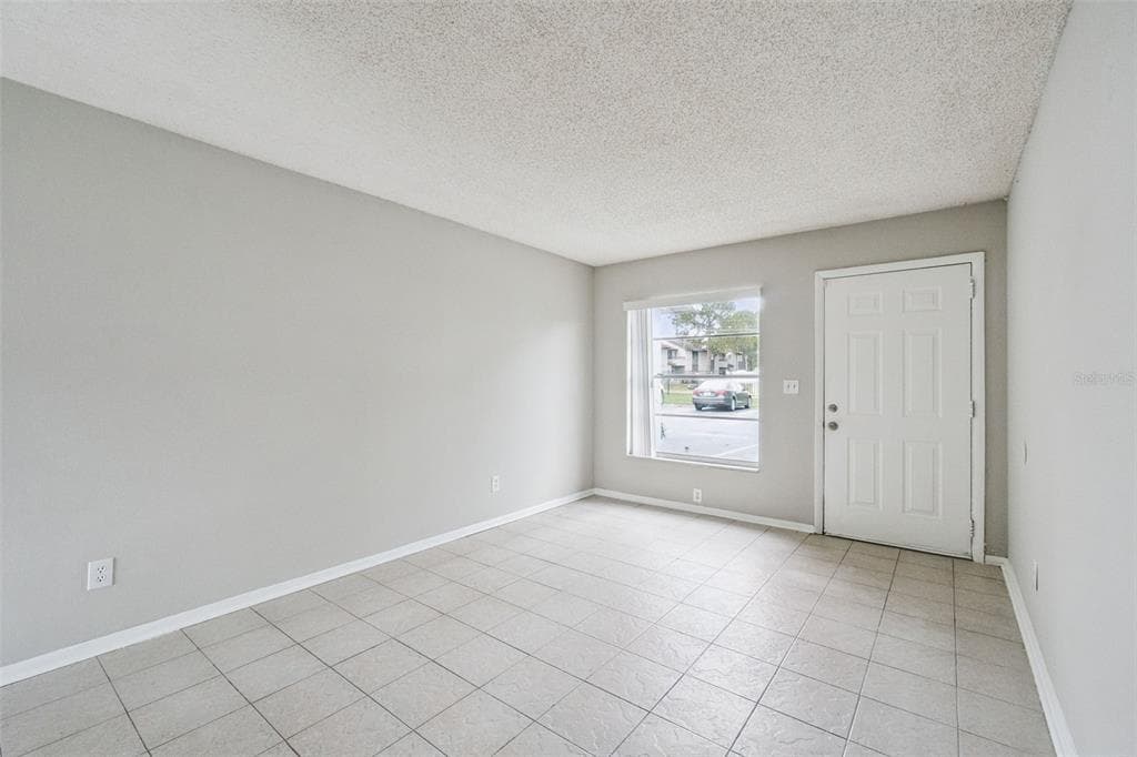 2 LAKE VILLA WAY, KISSIMMEE, FL 34743 — zdjęcie 2