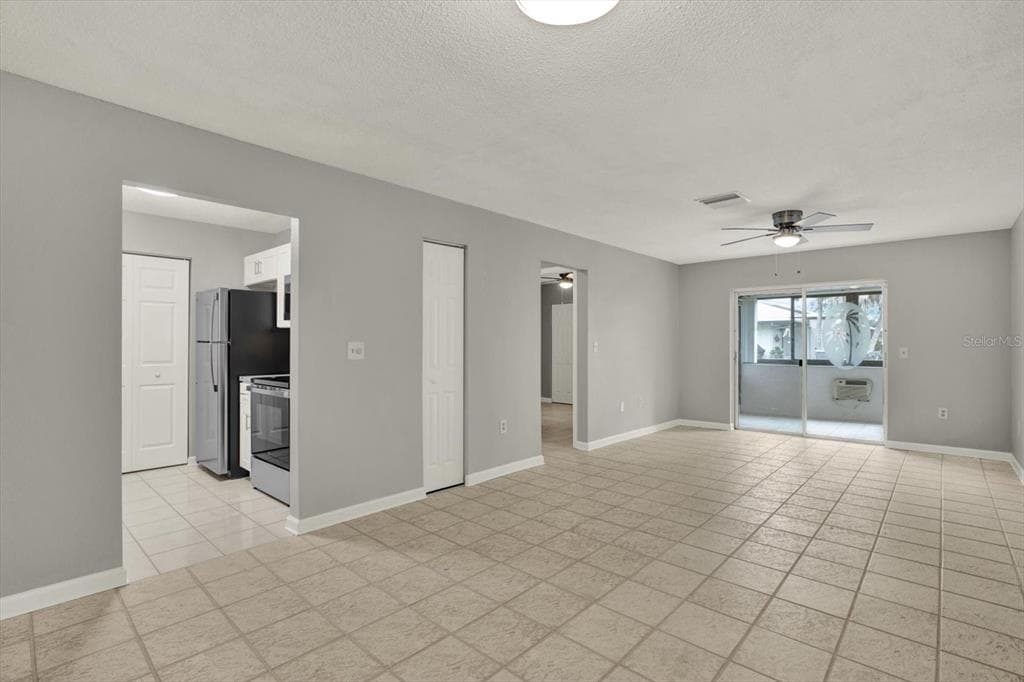 1204 11TH CIRCLE SE, LARGO, FL 33771 — zdjęcie 4