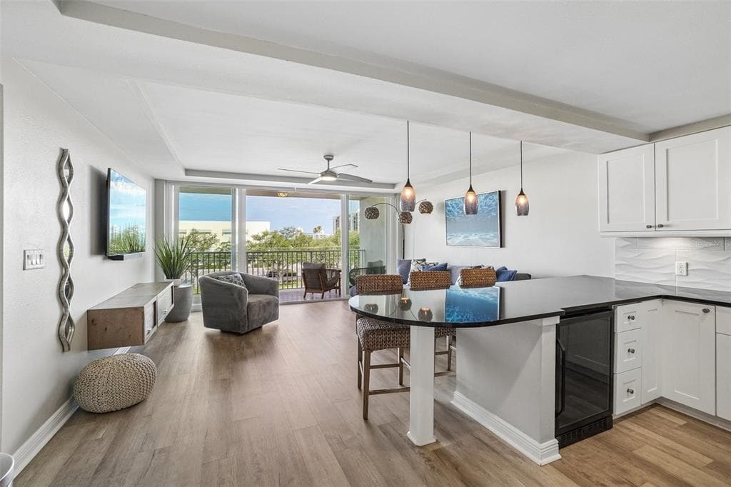 223 ISLAND WAY # 4C, CLEARWATER BEACH, FL 33767 — zdjęcie 2