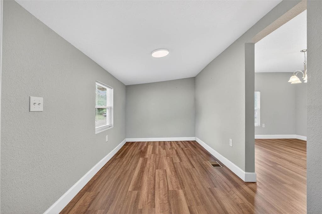 305 S SHARP STREET, LAKE WALES, FL 33853 — zdjęcie 5