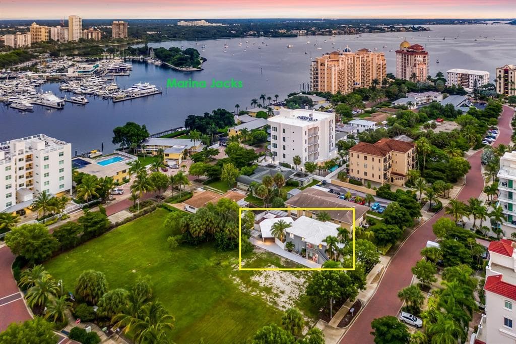161 GOLDEN GATE POINT, SARASOTA, FL 34236 — zdjęcie 2