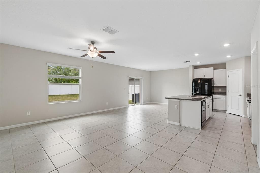 3715 DAISY BLOOM PLACE, TAMPA, FL 33619 — zdjęcie 3