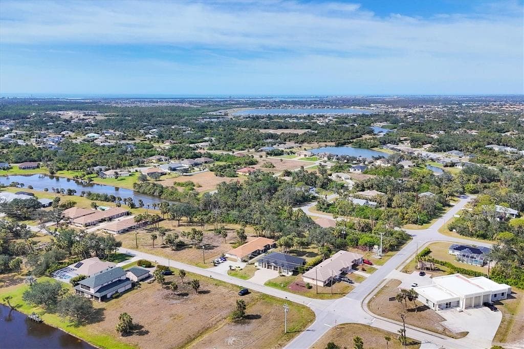 355 BOUNDARY BOULEVARD # C, ROTONDA WEST, FL 33947 — zdjęcie 2