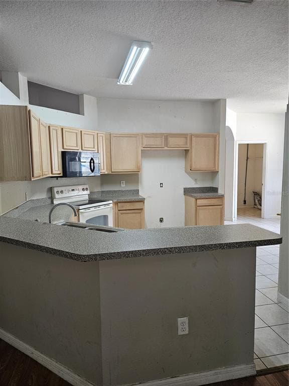 704 EOLA WAY, HAINES CITY, FL 33844 — zdjęcie 4