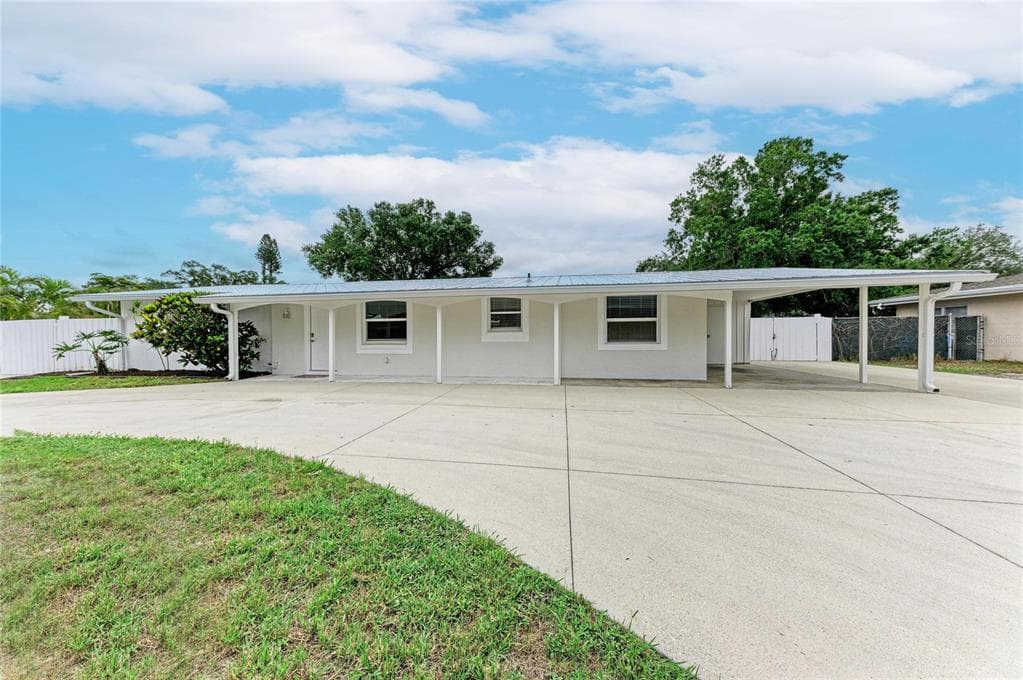 2714 DATURA STREET, SARASOTA, FL 34239