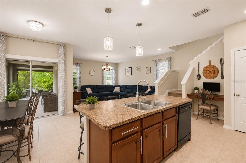 11334 VILLAS ON THE GREEN DR, RIVERVIEW, FL 33579 — zdjęcie 5