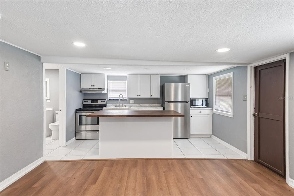 37732 CECIL LANE, ZEPHYRHILLS, FL 33542 — zdjęcie 3