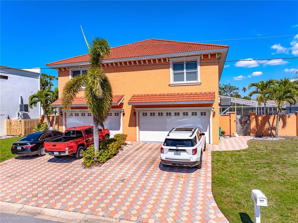 2119 & 2125 MONTCLAIR DRIVE # 1 & 2, SARASOTA, FL 34231 — zdjęcie 2