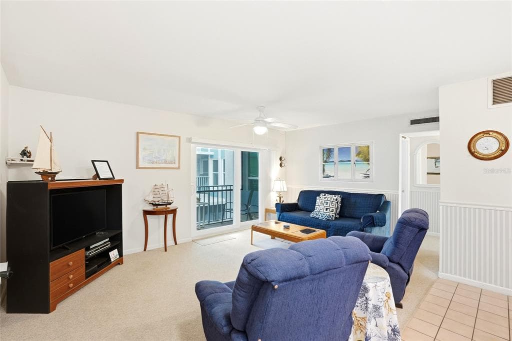 320 MEDALLION BOULEVARD # H, MADEIRA BEACH, FL 33708 — zdjęcie 4