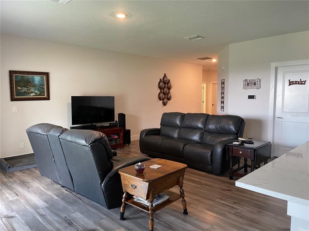 13084 MOTMOT ROAD, WEEKI WACHEE, FL 34614 — zdjęcie 3