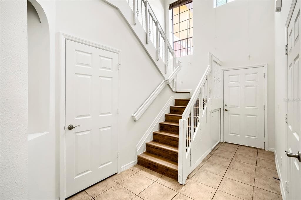 1048 TULLAMORE DRIVE, WESLEY CHAPEL, FL 33543 — zdjęcie 5