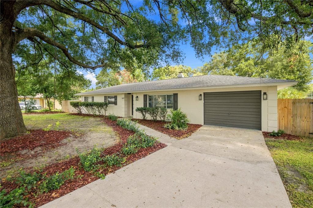 5611 NE 5TH PLACE, OCALA, FL 34470