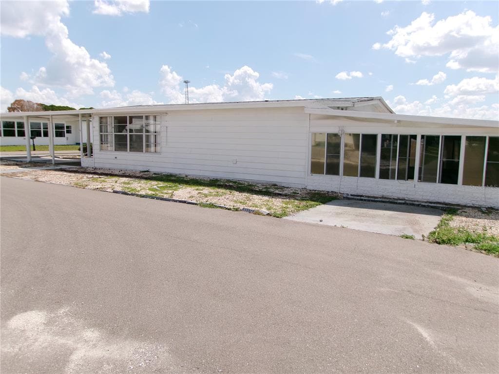 35055 DALE AVENUE, ZEPHYRHILLS, FL 33541 — zdjęcie 2