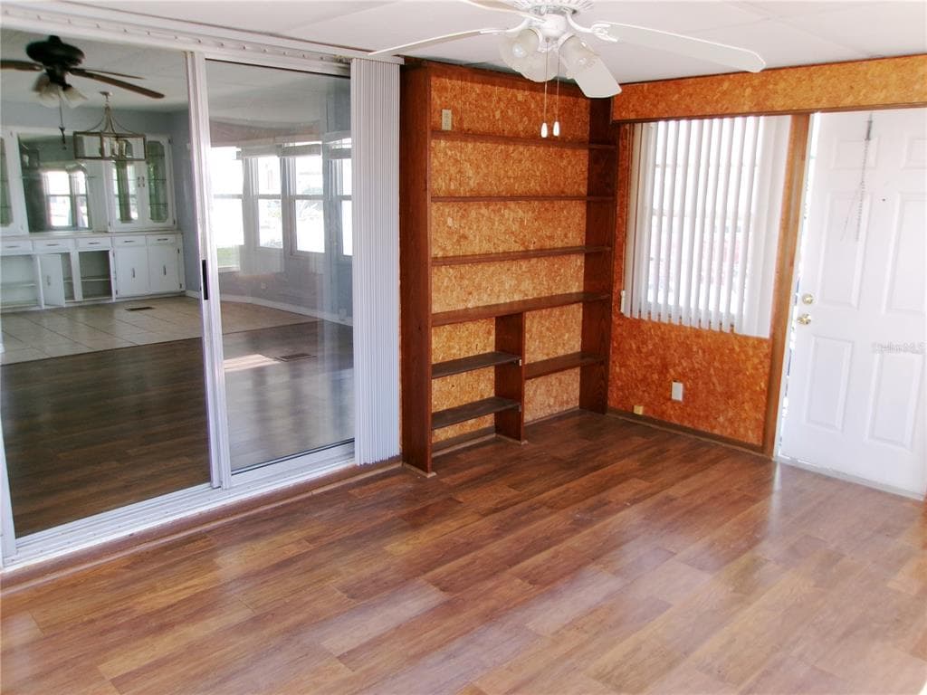 35055 DALE AVENUE, ZEPHYRHILLS, FL 33541 — zdjęcie 5