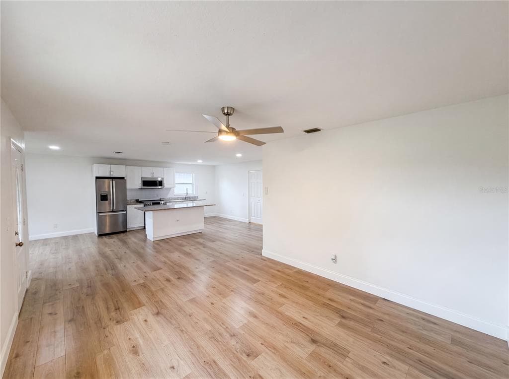 845 40TH AVENUE S, ST PETERSBURG, FL 33705 — zdjęcie 3