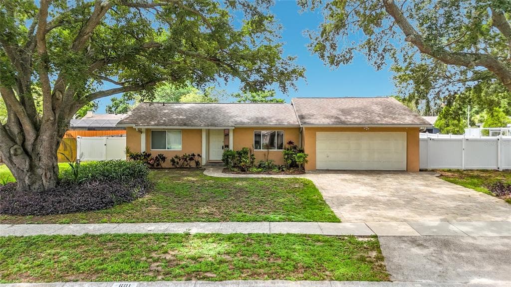 601 BRENTWOOD PLACE, BRANDON, FL 33511