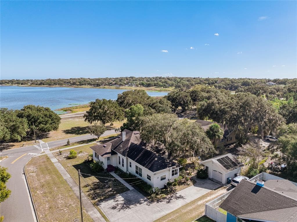 102 S LAKESHORE BOULEVARD, LAKE WALES, FL 33853 — zdjęcie 2