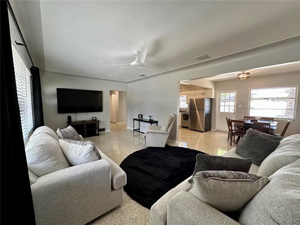 4917 99TH STREET N, ST PETERSBURG, FL 33708 — zdjęcie 4