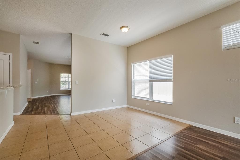 1221 LONGVILLE CIRCLE, TAVARES, FL 32778 — zdjęcie 3