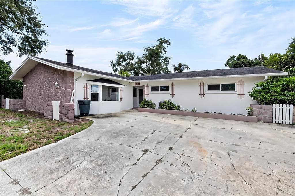 1900 STANTON AVE, LARGO, FL 33770 — zdjęcie 2