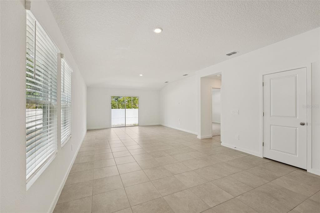 104 WANDERING CREEK WAY, PALM COAST, FL 32164 — zdjęcie 3