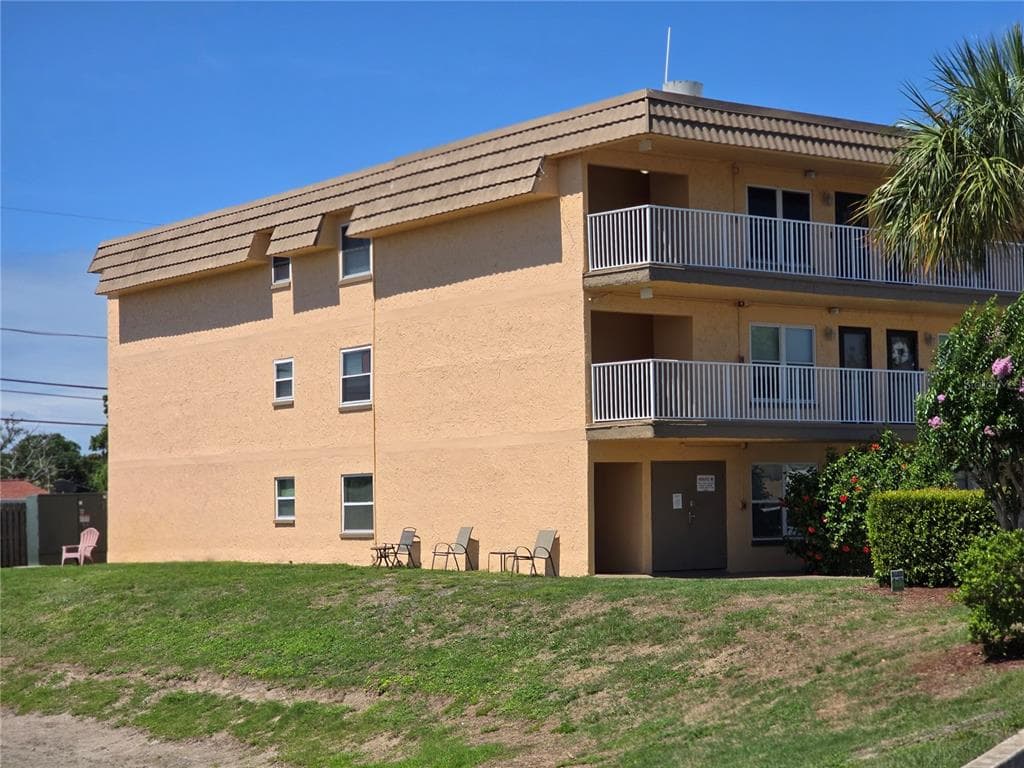 6400 46TH AVENUE N # 301, KENNETH CITY, FL 33709 — zdjęcie 5