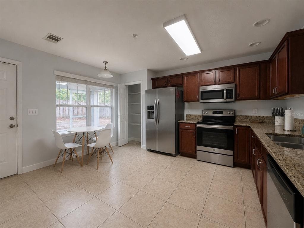 4663 SW 48TH DRIVE # 137, GAINESVILLE, FL 32608 — zdjęcie 3