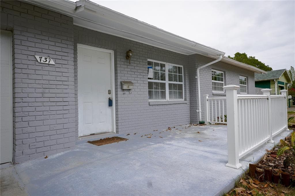 737 52ND AVENUE S, ST PETERSBURG, FL 33705 — zdjęcie 2