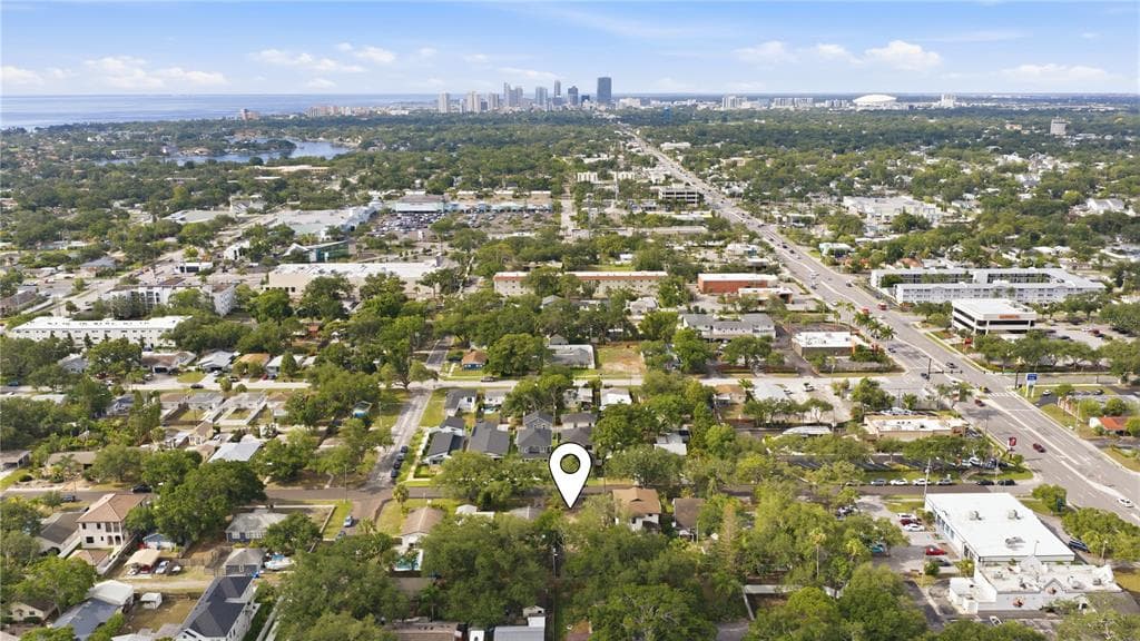 331 43RD AVENUE N, ST PETERSBURG, FL 33703 — zdjęcie 3